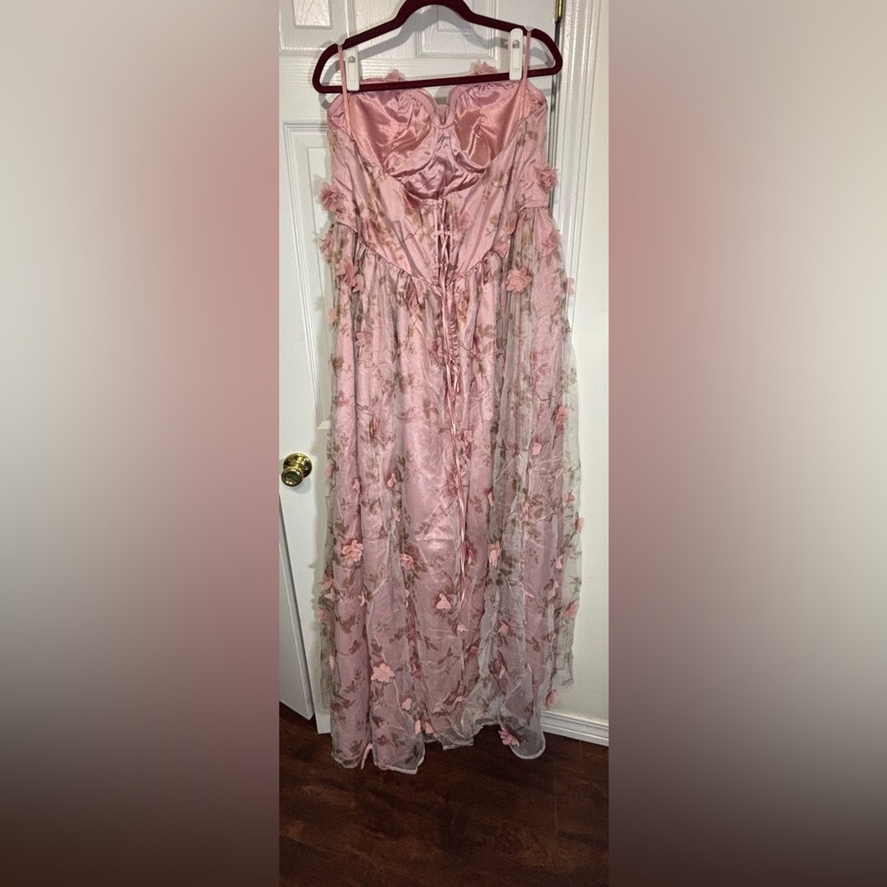 NWOT FAERIESTY SZ 2XL (16) PINK MULTI Strapless Floral Applique W/ Mesh Overlay - Picture 7 of 10